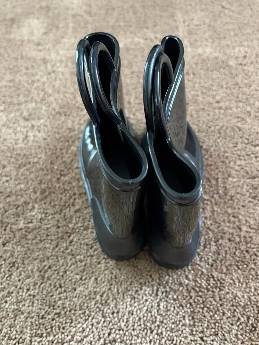 Kids Black Gloss Rain Boots